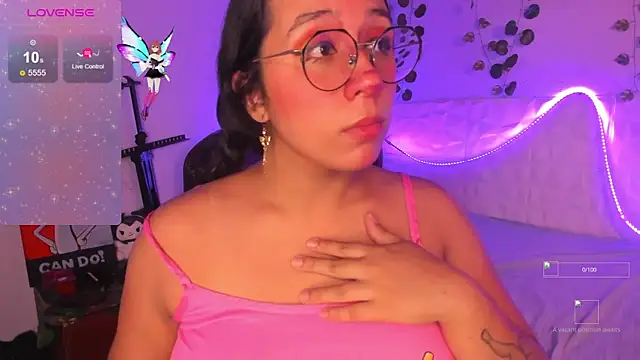 Snapshot of Ludovica6669 chatting on November 4, 10:53 pm Ludovica6669 online show from November 4, 10:53 pm