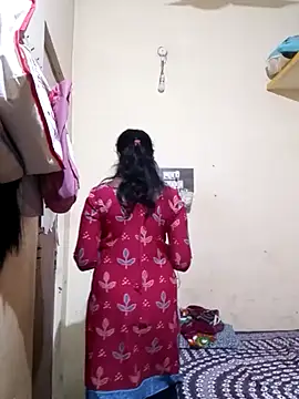 Snapshot of TeluguammayiMahi chatting on February 18, 9:42 pm TeluguammayiMahi online show from February 18, 9:42 pm