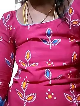 Snapshot of TeluguammayiMahi chatting on February 23, 4:35 pm TeluguammayiMahi online show from February 23, 4:35 pm