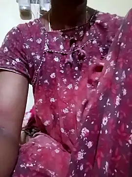 Snapshot of TeluguammayiMahi chatting on November 23, 11:26 pm TeluguammayiMahi online show from November 23, 11:26 pm