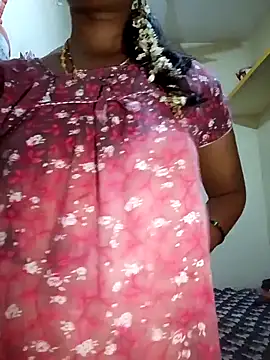 Snapshot of TeluguammayiMahi chatting on December 1, 6:07 am TeluguammayiMahi online show from December 1, 6:07 am