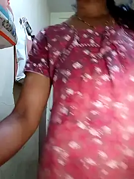 Snapshot of TeluguammayiMahi chatting on December 4, 7:06 am TeluguammayiMahi online show from December 4, 7:06 am