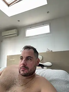 justeqqun online show from February 8, 12:39 pm