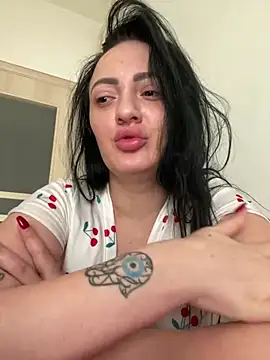 RaisaSalvi online show from February 26, 11:52 am