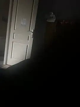 yannusgir33 online show from February 15, 8:35 am