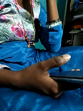 Snapshot of sweety006telugu chatting on February 7, 9:05 am sweety006telugu online show from February 7, 9:05 am