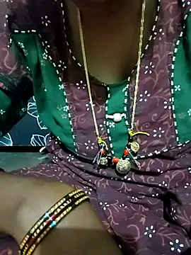 Snapshot of sweety006telugu chatting on March 2, 10:38 pm sweety006telugu online show from March 2, 10:38 pm