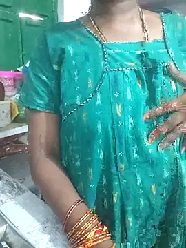 Snapshot of sweety006telugu chatting on April 8, 5:07 am sweety006telugu online show from April 8, 5:07 am