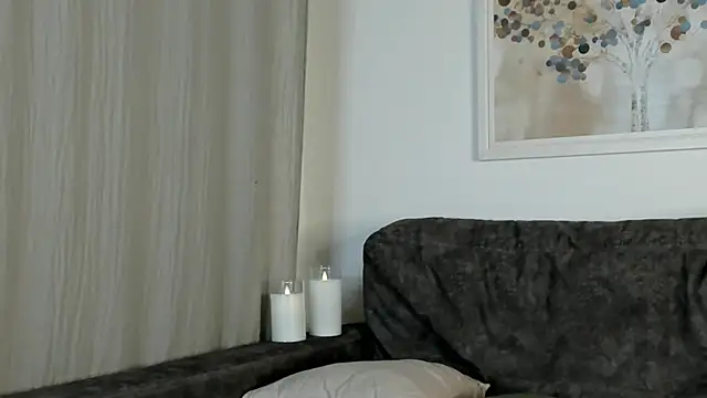 Snapshot of DarelleFare chatting on February 8, 2:27 pm DarelleFare online show from February 8, 2:27 pm