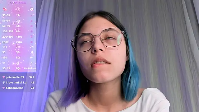 Snapshot of DarelleFare chatting on February 26, 5:07 pm DarelleFare online show from February 26, 5:07 pm