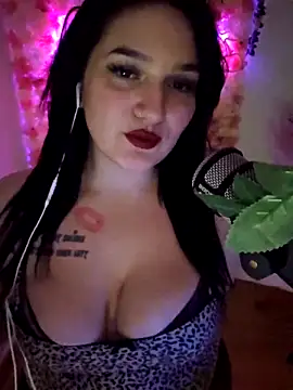 Snapshot of Jinyxx3 chatting on March 4, 8:05 pm Jinyxx3 online show from March 4, 8:05 pm