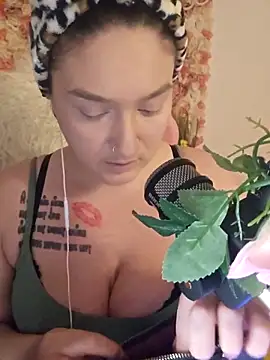 Snapshot of Jinyxx3 chatting on March 7, 6:33 pm Jinyxx3 online show from March 7, 6:33 pm