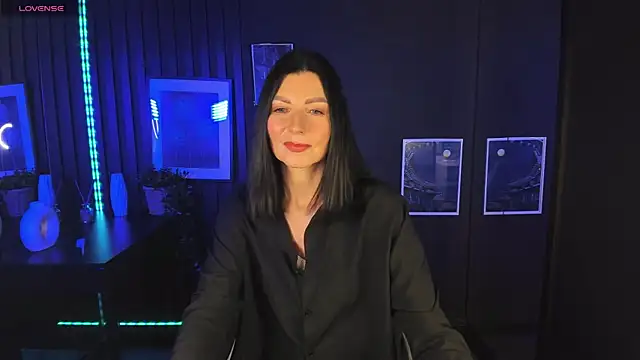 Snapshot of MonicaCheerful chatting on January 31, 5:40 am MonicaCheerful online show from January 31, 5:40 am