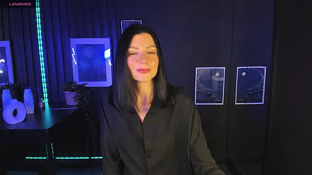Snapshot of MonicaCheerful chatting on January 31, 8:43 am MonicaCheerful online show from January 31, 8:43 am