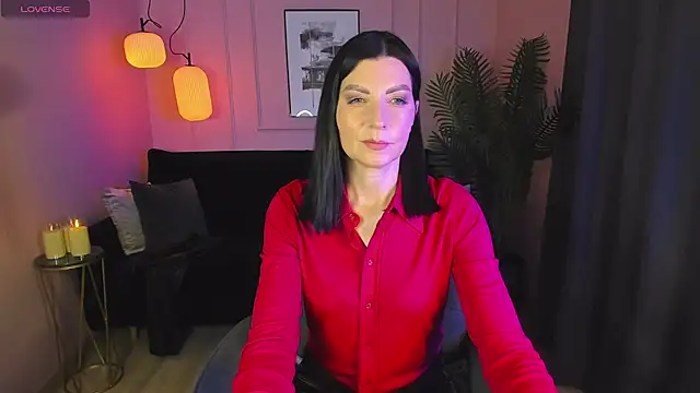 Snapshot of MonicaCheerful chatting on February 16, 3:59 pm MonicaCheerful online show from February 16, 3:59 pm