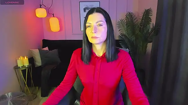 Snapshot of MonicaCheerful chatting on February 21, 7:56 am MonicaCheerful online show from February 21, 7:56 am