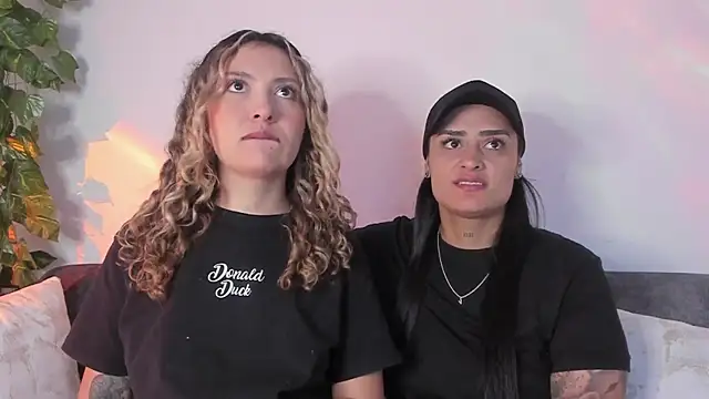 Snapshot of my_melody chatting on October 3, 5:59 am my melody online show from October 3, 5:59 am