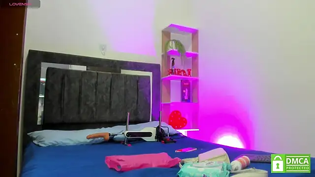 Nicol TransGirl online show from April 29, 5:22 am