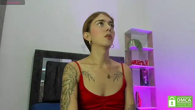 Nicol TransGirl online show from May 3, 2:17 am