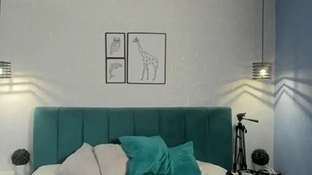 ninna curly online show from May 12, 3:36 am