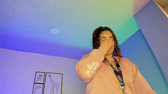 ninna curly online show from June 9, 4:02 am