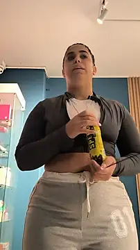 ninna curly online show from July 15, 1:11 am