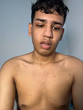 Santiago-Thompson online show from November 11, 8:20 pm