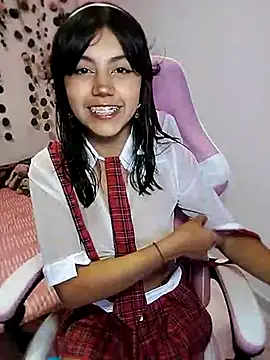 Snapshot of LiLy_kIndly chatting on March 1, 3:32 am LiLy kIndly online show from March 1, 3:32 am