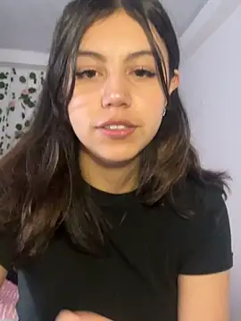 Snapshot of LiLy_kIndly chatting on November 14, 6:28 pm LiLy kIndly online show from November 14, 6:28 pm