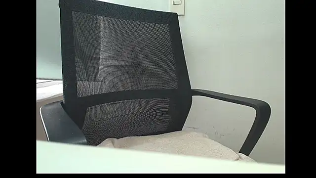 Alaiapink online show from March 2, 9:43 pm