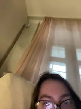 DearAlise online show from January 13, 12:10 pm