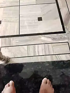 xmanrawan2 online show from February 20, 4:39 am