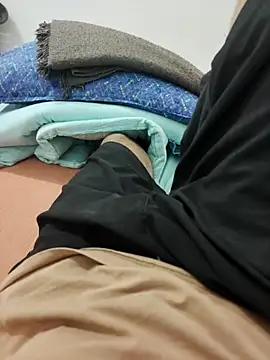 xmanrawan2 online show from November 4, 1:32 pm