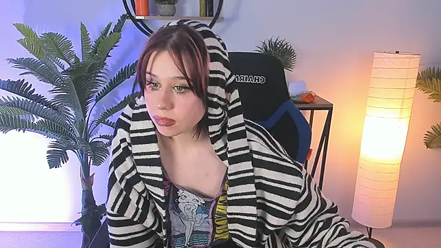 Snapshot of MisaPage chatting on February 7, 7:17 pm MisaPage online show from February 7, 7:17 pm