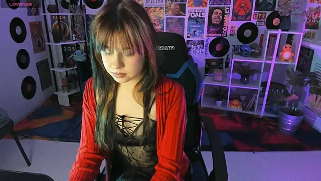 Snapshot of MisaPage chatting on February 24, 5:53 pm MisaPage online show from February 24, 5:53 pm