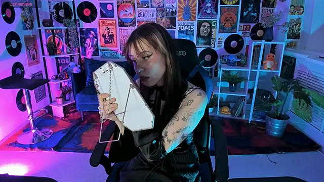 Snapshot of MisaPage chatting on February 26, 6:11 pm MisaPage online show from February 26, 6:11 pm