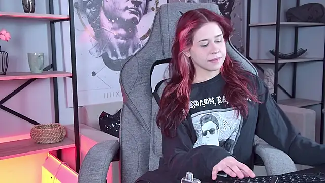 Snapshot of MisaPage chatting on November 28, 12:02 am MisaPage online show from November 28, 12:02 am