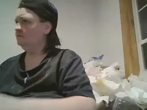 Snapshot of BBWLADY71 chatting on February 11, 3:29 am BBWLADY71 online show from February 11, 3:29 am