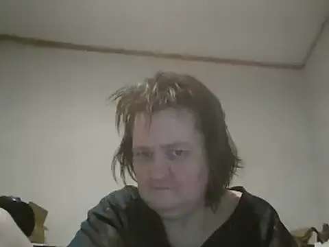 Snapshot of BBWLADY71 chatting on February 13, 2:45 am BBWLADY71 online show from February 13, 2:45 am