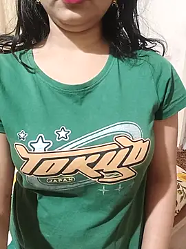 Snapshot of mahi69a chatting on November 9, 7:17 am mahi69a online show from November 9, 7:17 am