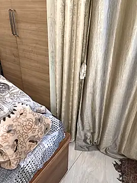 Snapshot of mahi69a chatting on November 24, 1:11 pm mahi69a online show from November 24, 1:11 pm