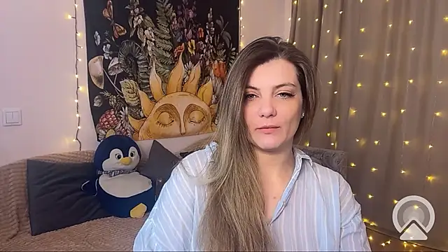 Snapshot of SweetyKatherine chatting on March 18, 6:14 am SweetyKatherine online show from March 18, 6:14 am