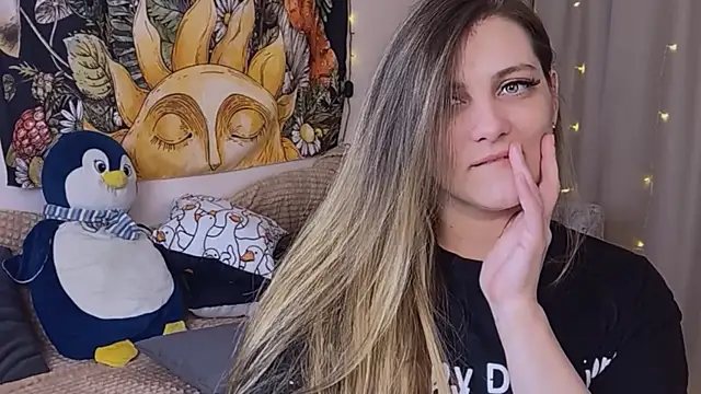 Snapshot of SweetyKatherine chatting on March 21, 1:12 pm SweetyKatherine online show from March 21, 1:12 pm