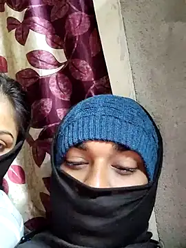 birds0641 online show from February 9, 7:30 pm