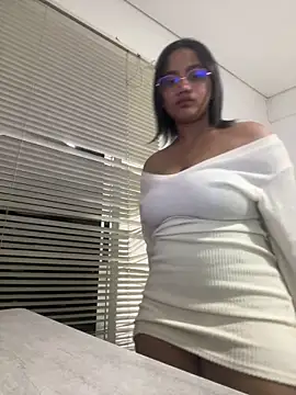 my cam online show from March 9, 12:10 am