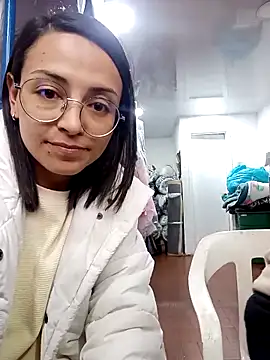 Snapshot of bri_ali chatting on March 6, 10:26 pm bri ali online show from March 6, 10:26 pm