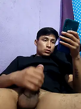 Snapshot of EduardoEspinoza12 chatting on September 23, 4:04 am EduardoEspinoza12 online show from September 23, 4:04 am