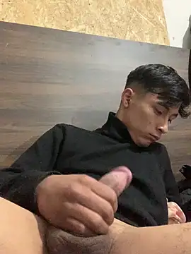 EduardoEspinoza12 online show from March 14, 6:52 am