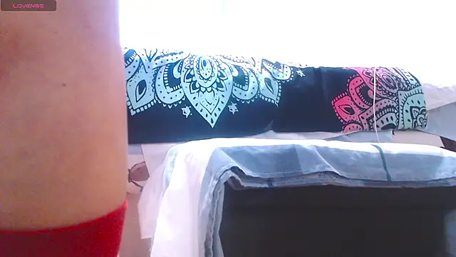 Snapshot of Ju-Hot chatting on December 19, 2:57 pm Ju-Hot online show from December 19, 2:57 pm