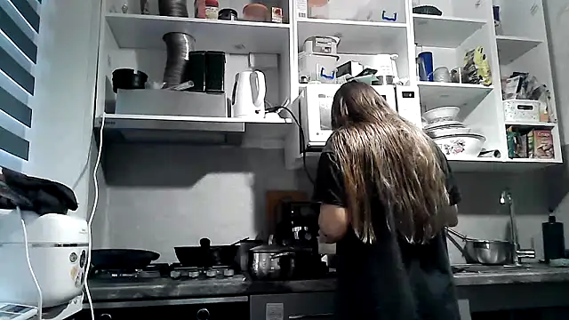 Misssweet s online show from September 14, 4:00 am